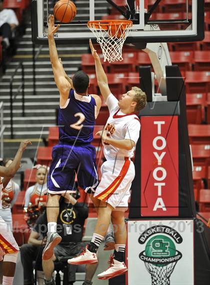 Thumbnail 3 in Cathedral Catholic vs. St. Augustine (CIF SDS D3 Final) photogallery.