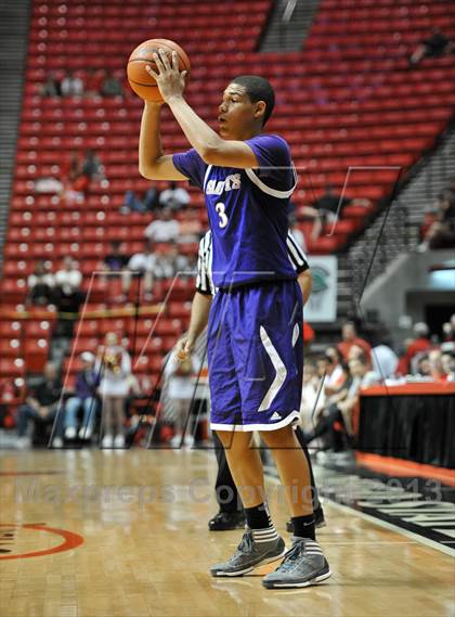 Thumbnail 2 in Cathedral Catholic vs. St. Augustine (CIF SDS D3 Final) photogallery.
