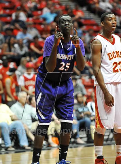 Thumbnail 2 in Cathedral Catholic vs. St. Augustine (CIF SDS D3 Final) photogallery.