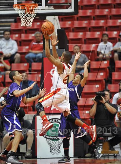 Thumbnail 2 in Cathedral Catholic vs. St. Augustine (CIF SDS D3 Final) photogallery.