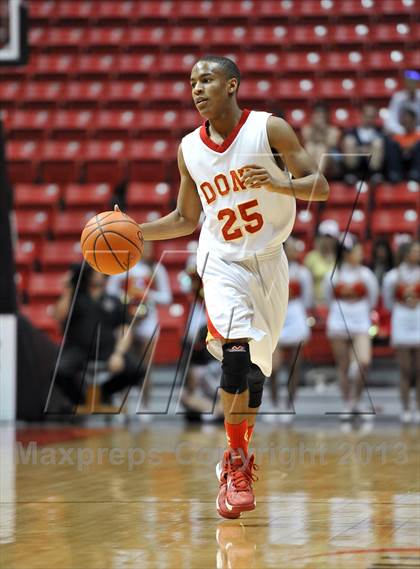 Thumbnail 2 in Cathedral Catholic vs. St. Augustine (CIF SDS D3 Final) photogallery.