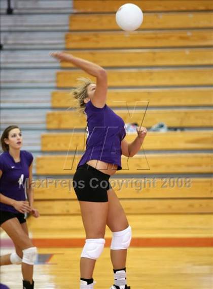 Thumbnail 2 in Montgomery vs Memorial (Nike Volleyball Classic) photogallery.