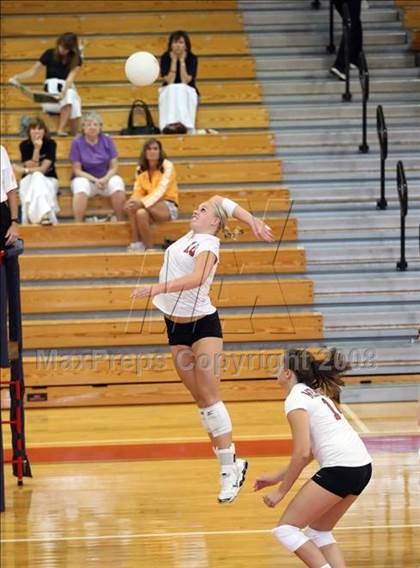 Thumbnail 2 in Montgomery vs Memorial (Nike Volleyball Classic) photogallery.