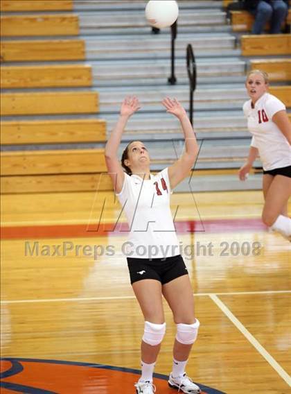 Thumbnail 1 in Montgomery vs Memorial (Nike Volleyball Classic) photogallery.