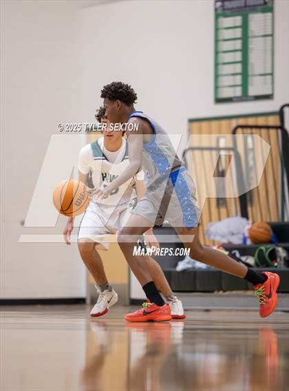 Thumbnail 3 in JV: San Tan Foothills @ Tanque Verde photogallery.