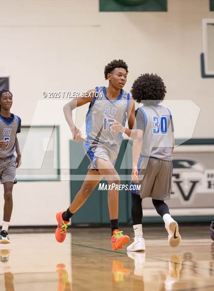 Thumbnail 2 in JV: San Tan Foothills @ Tanque Verde photogallery.