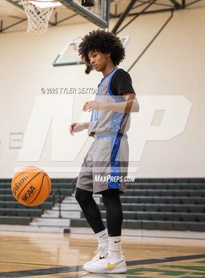 Thumbnail 2 in JV: San Tan Foothills @ Tanque Verde photogallery.