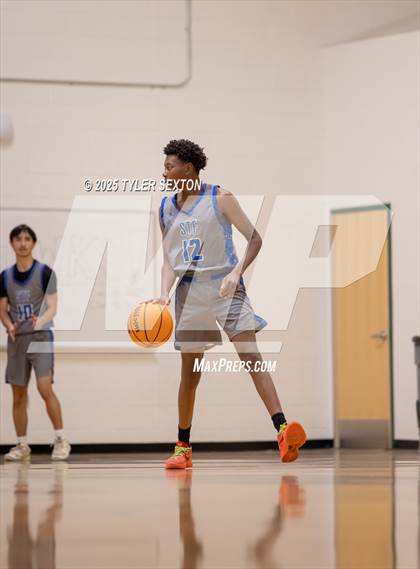 Thumbnail 2 in JV: San Tan Foothills @ Tanque Verde photogallery.