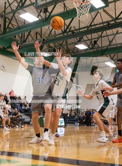 Thumbnail 1 in JV: San Tan Foothills @ Tanque Verde photogallery.