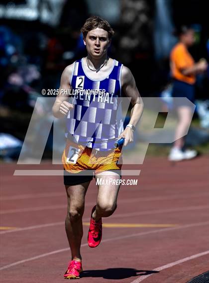 Thumbnail 2 in Benson Invitational (Boys 4x800)  photogallery.