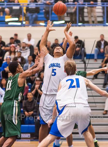 Thumbnail 2 in Moreau Catholic @ Newark Memorial photogallery.