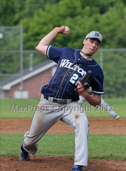 Thumbnail 1 in Wilton @ McMahon (FCIAC Quarterfinal) photogallery.