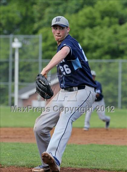 Thumbnail 3 in Wilton @ McMahon (FCIAC Quarterfinal) photogallery.