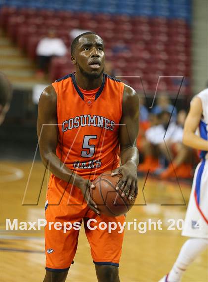 Thumbnail 2 in Folsom vs. Cosumnes Oaks (CIF NorCal Regional D2 Final) photogallery.