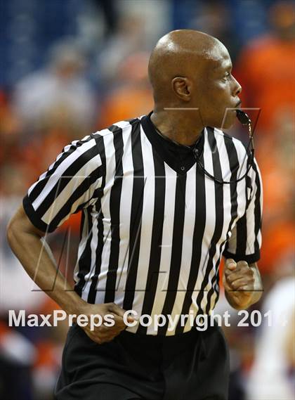 Thumbnail 3 in Folsom vs. Cosumnes Oaks (CIF NorCal Regional D2 Final) photogallery.