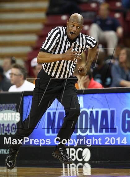 Thumbnail 1 in Folsom vs. Cosumnes Oaks (CIF NorCal Regional D2 Final) photogallery.