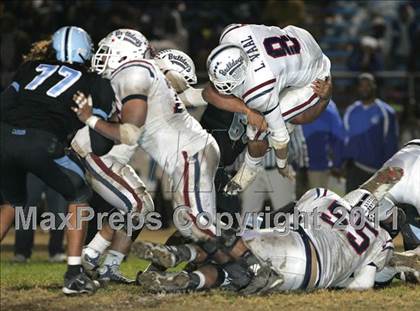 Thumbnail 1 in Carson vs. Garfield (CIF LACS Playoffs) photogallery.