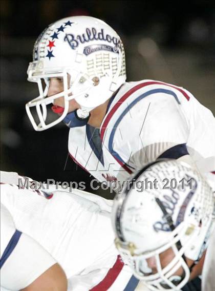 Thumbnail 1 in Carson vs. Garfield (CIF LACS Playoffs) photogallery.