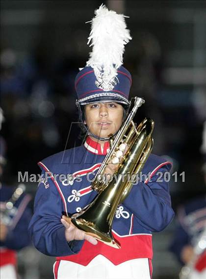 Thumbnail 1 in Carson vs. Garfield (CIF LACS Playoffs) photogallery.