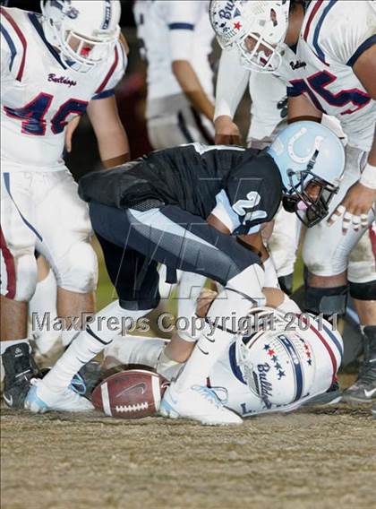 Thumbnail 3 in Carson vs. Garfield (CIF LACS Playoffs) photogallery.