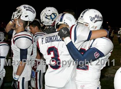 Thumbnail 1 in Carson vs. Garfield (CIF LACS Playoffs) photogallery.