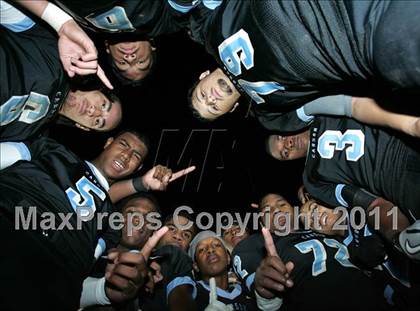 Thumbnail 3 in Carson vs. Garfield (CIF LACS Playoffs) photogallery.