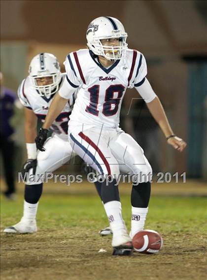 Thumbnail 2 in Carson vs. Garfield (CIF LACS Playoffs) photogallery.