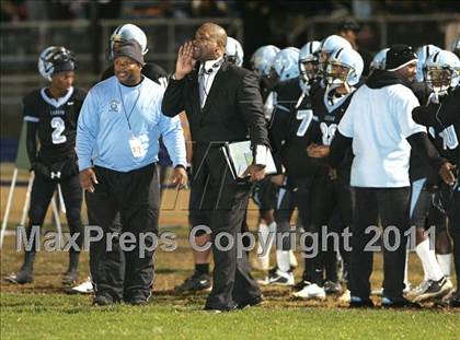 Thumbnail 3 in Carson vs. Garfield (CIF LACS Playoffs) photogallery.