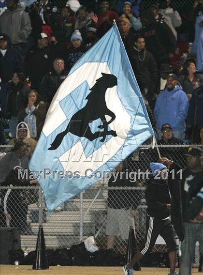 Thumbnail 1 in Carson vs. Garfield (CIF LACS Playoffs) photogallery.