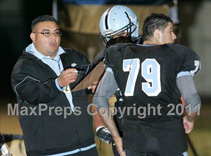 Thumbnail 1 in Carson vs. Garfield (CIF LACS Playoffs) photogallery.