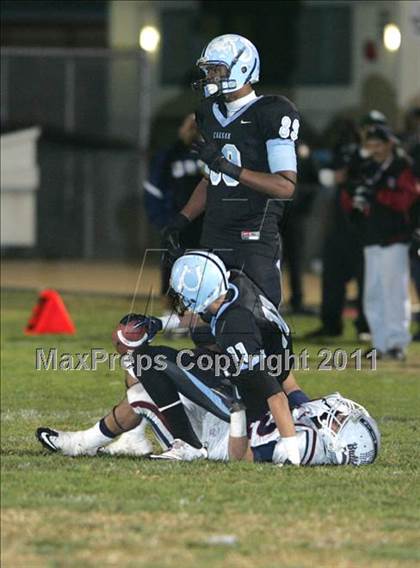 Thumbnail 2 in Carson vs. Garfield (CIF LACS Playoffs) photogallery.