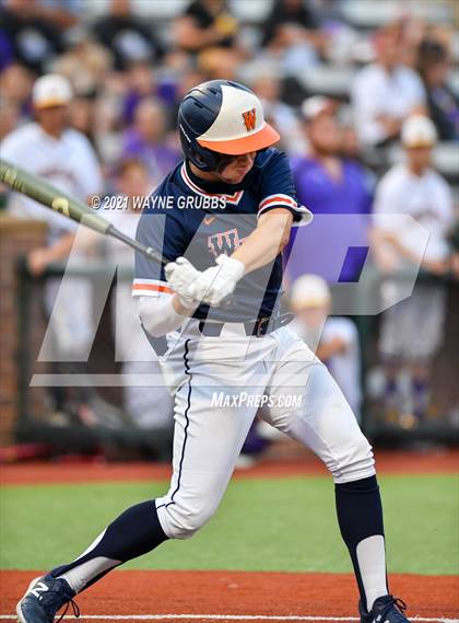 Thumbnail 1 in Hallsville vs. Wakeland (UIL 5A Regional Final) photogallery.