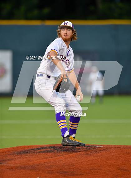 Thumbnail 1 in Hallsville vs. Wakeland (UIL 5A Regional Final) photogallery.
