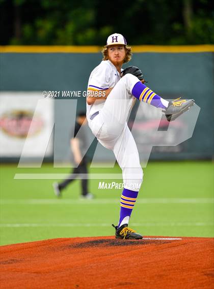 Thumbnail 3 in Hallsville vs. Wakeland (UIL 5A Regional Final) photogallery.