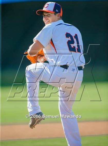 Thumbnail 2 in St. Francis @ Chaminade photogallery.