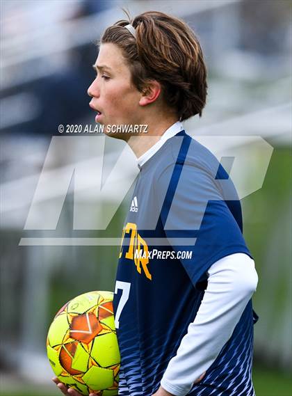 Thumbnail 2 in Fairport vs. Victor photogallery.