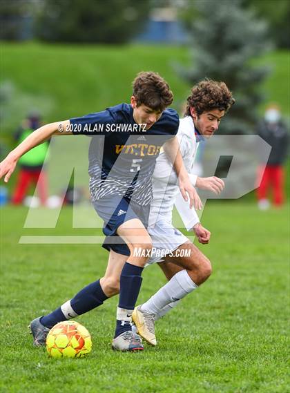 Thumbnail 2 in Fairport vs. Victor photogallery.