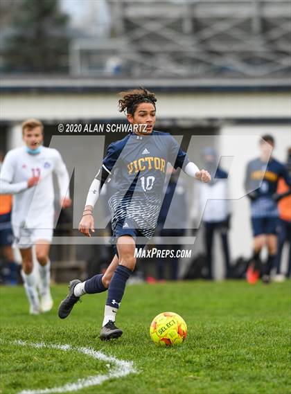 Thumbnail 2 in Fairport vs. Victor photogallery.