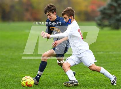 Thumbnail 2 in Fairport vs. Victor photogallery.