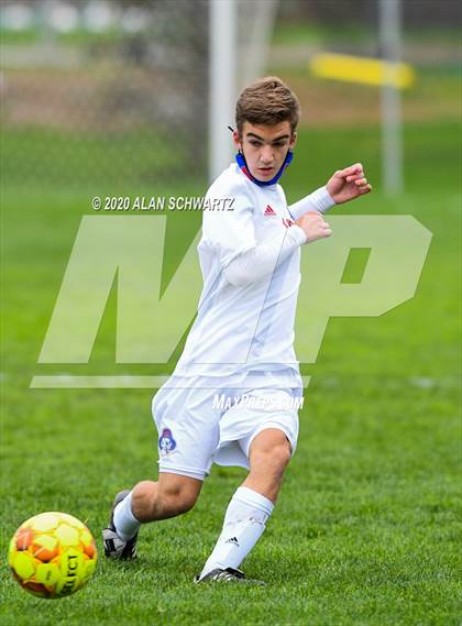 Thumbnail 3 in Fairport vs. Victor photogallery.