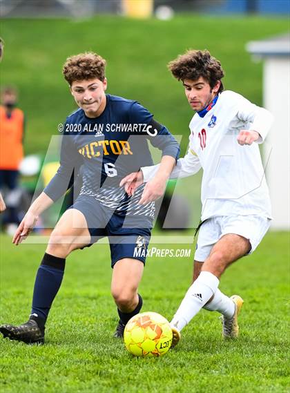 Thumbnail 2 in Fairport vs. Victor photogallery.