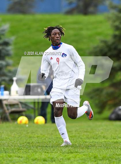 Thumbnail 1 in Fairport vs. Victor photogallery.