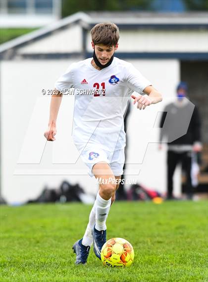 Thumbnail 3 in Fairport vs. Victor photogallery.