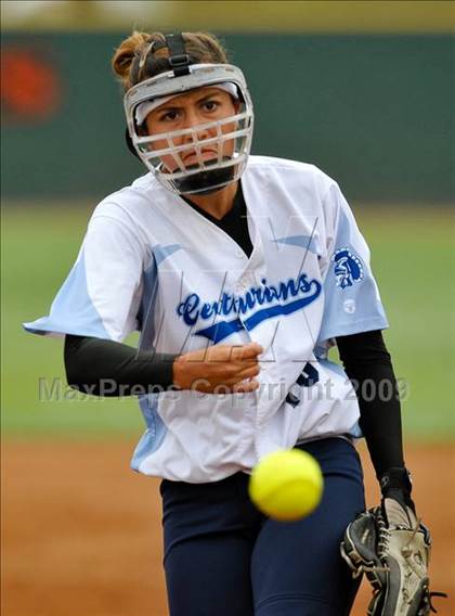 Thumbnail 3 in Santana vs University City (CIF SDS D3 Final) photogallery.