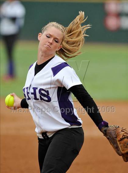 Thumbnail 2 in Santana vs University City (CIF SDS D3 Final) photogallery.