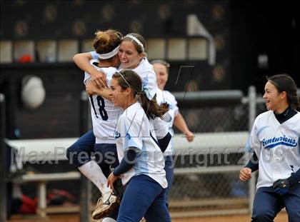 Thumbnail 1 in Santana vs University City (CIF SDS D3 Final) photogallery.