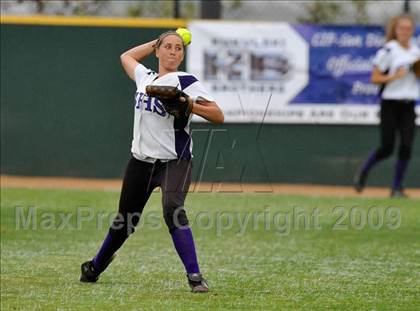 Thumbnail 3 in Santana vs University City (CIF SDS D3 Final) photogallery.