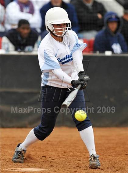 Thumbnail 3 in Santana vs University City (CIF SDS D3 Final) photogallery.