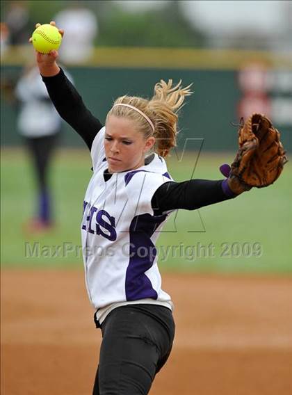 Thumbnail 1 in Santana vs University City (CIF SDS D3 Final) photogallery.