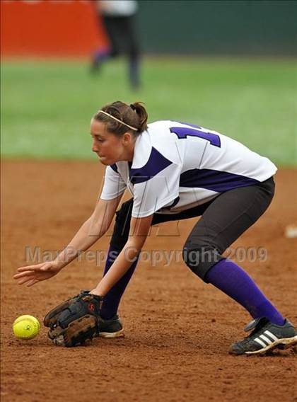 Thumbnail 1 in Santana vs University City (CIF SDS D3 Final) photogallery.
